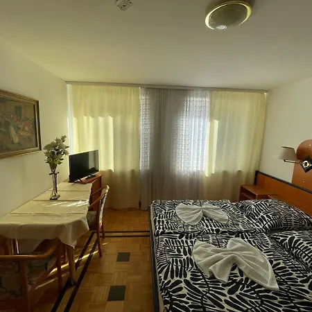 Apartman Doppeltbett 7 *